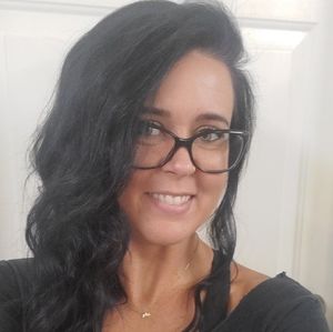 Meet your Posher, Lyndsey